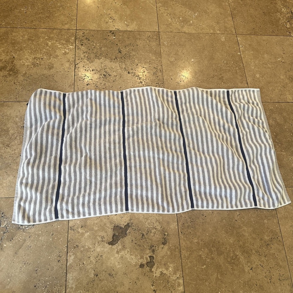 VTG Tommy Hilfiger Gray Navy Striped Cotton Bath Towel Ribbed Bathroom Everyday